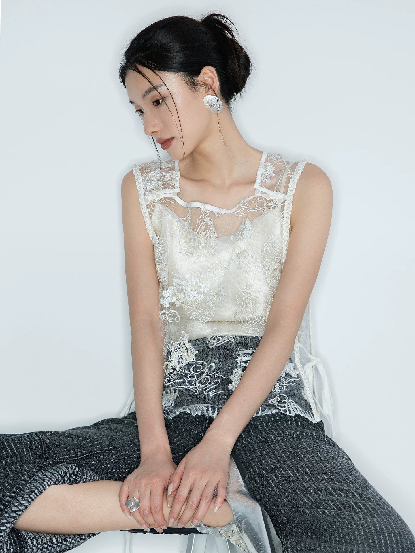 mesh embroiderlace fabric丨new chinoiserie elegant beaded ribbon vest