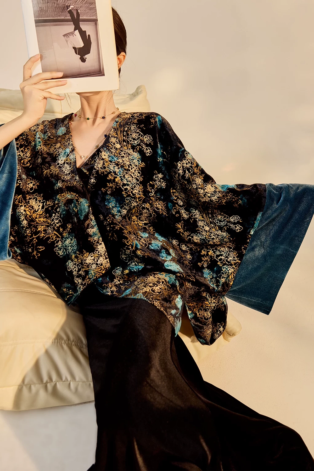 High-end New Chinese Style Light Luxury  Embroidery Color Collision Double-sided Wear Coat